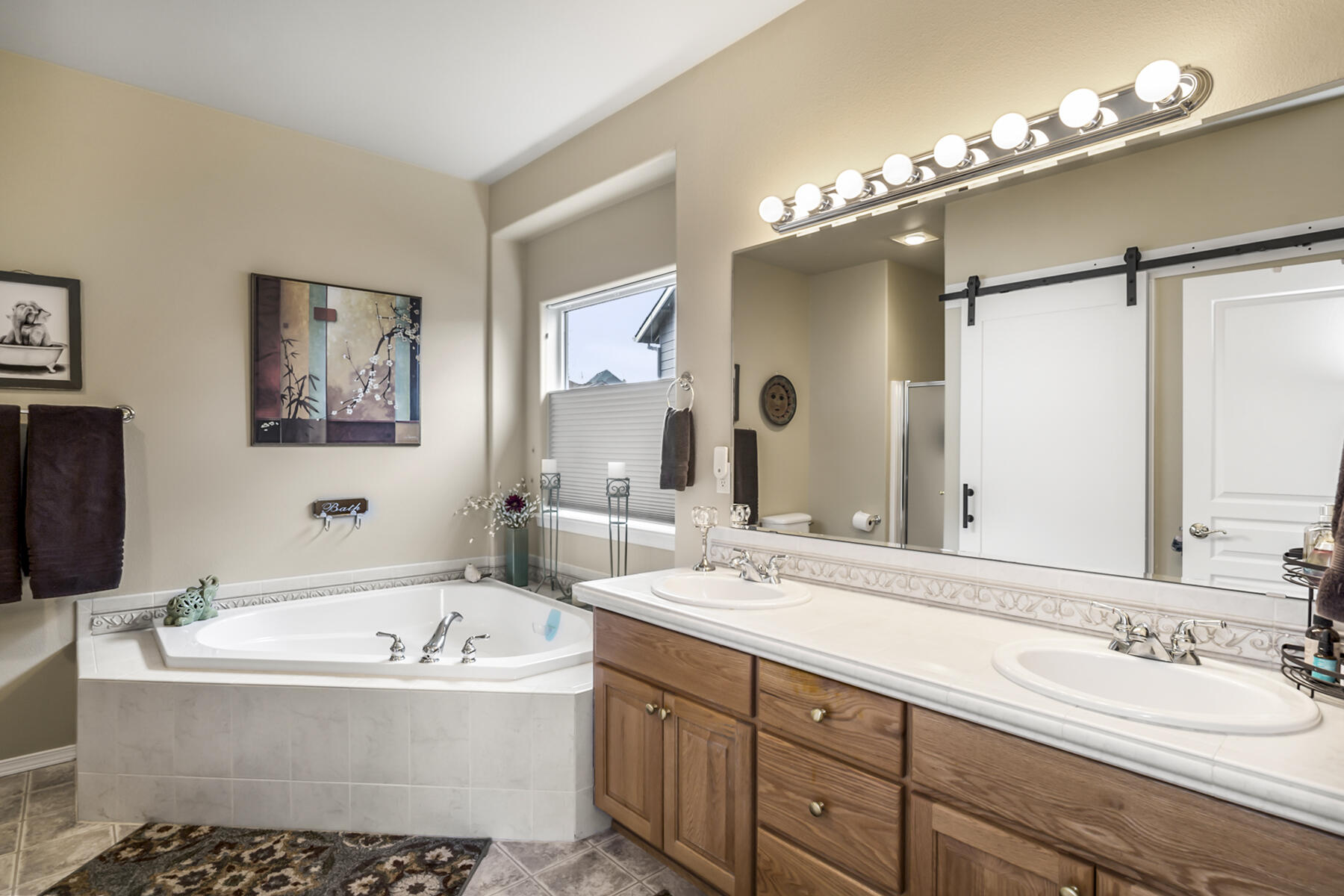 Hollow Pine Estate - Residential