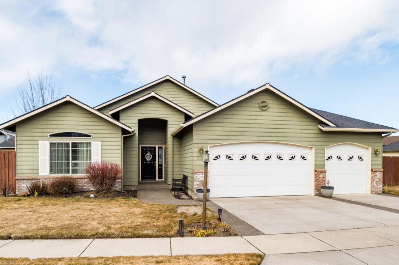 Hollow Pine Estate - Residential