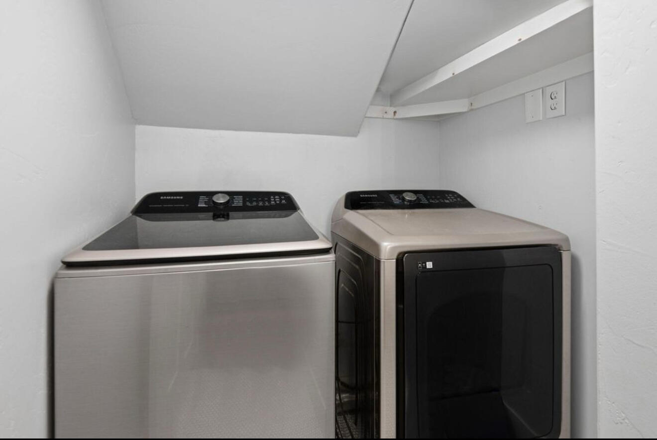 Empire Crossing - Residential