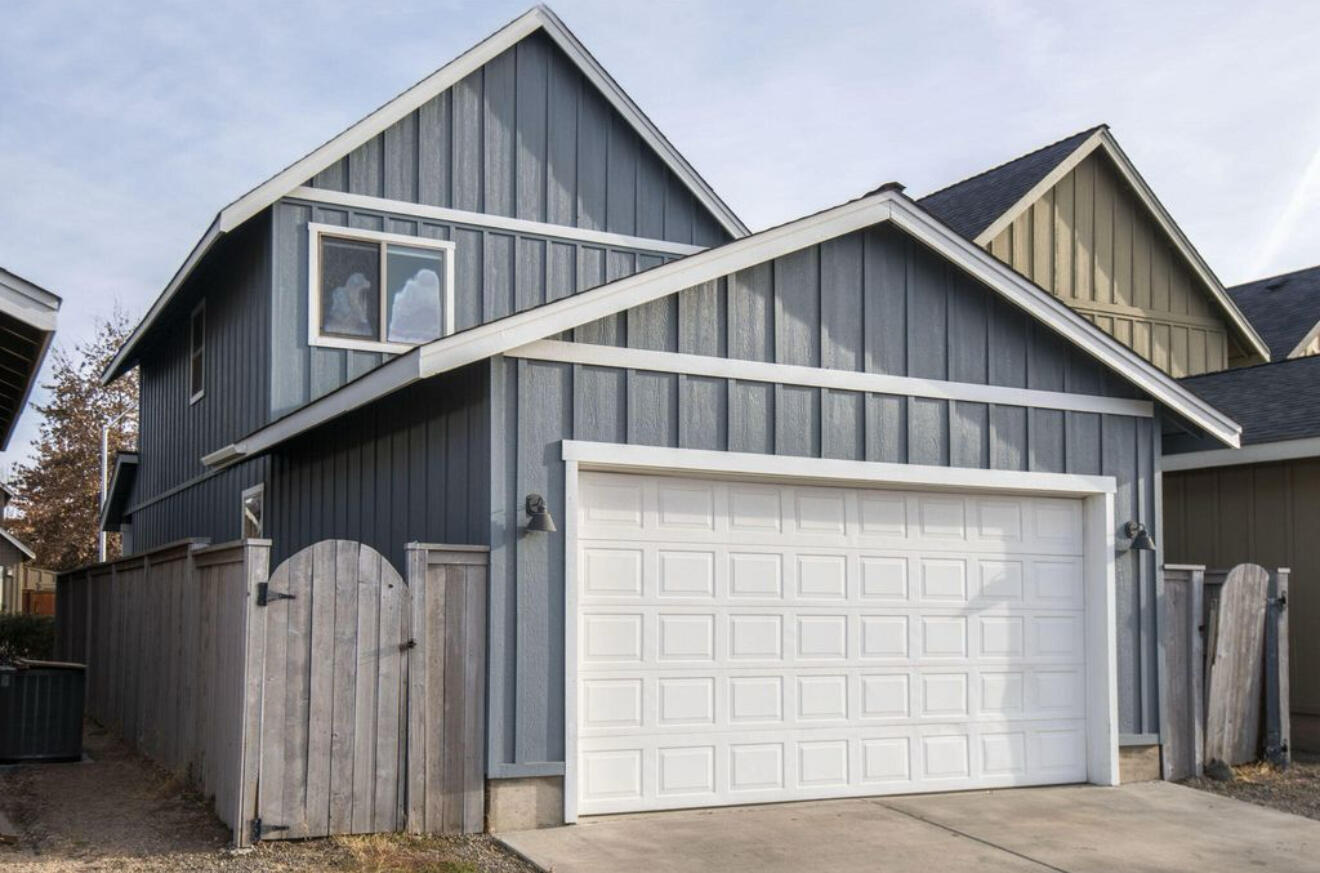 63117 De Haviland Court