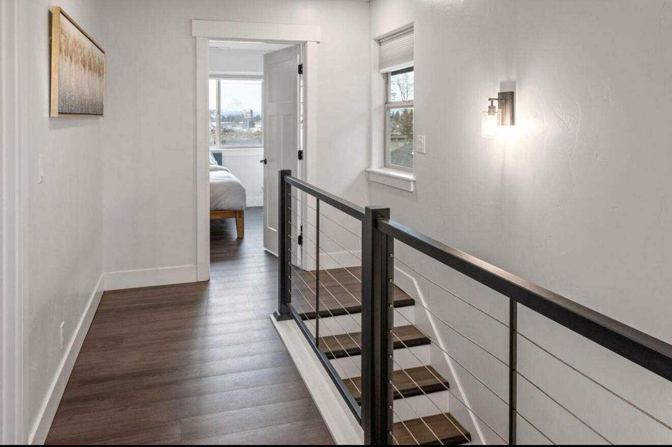 Empire Crossing - Residential