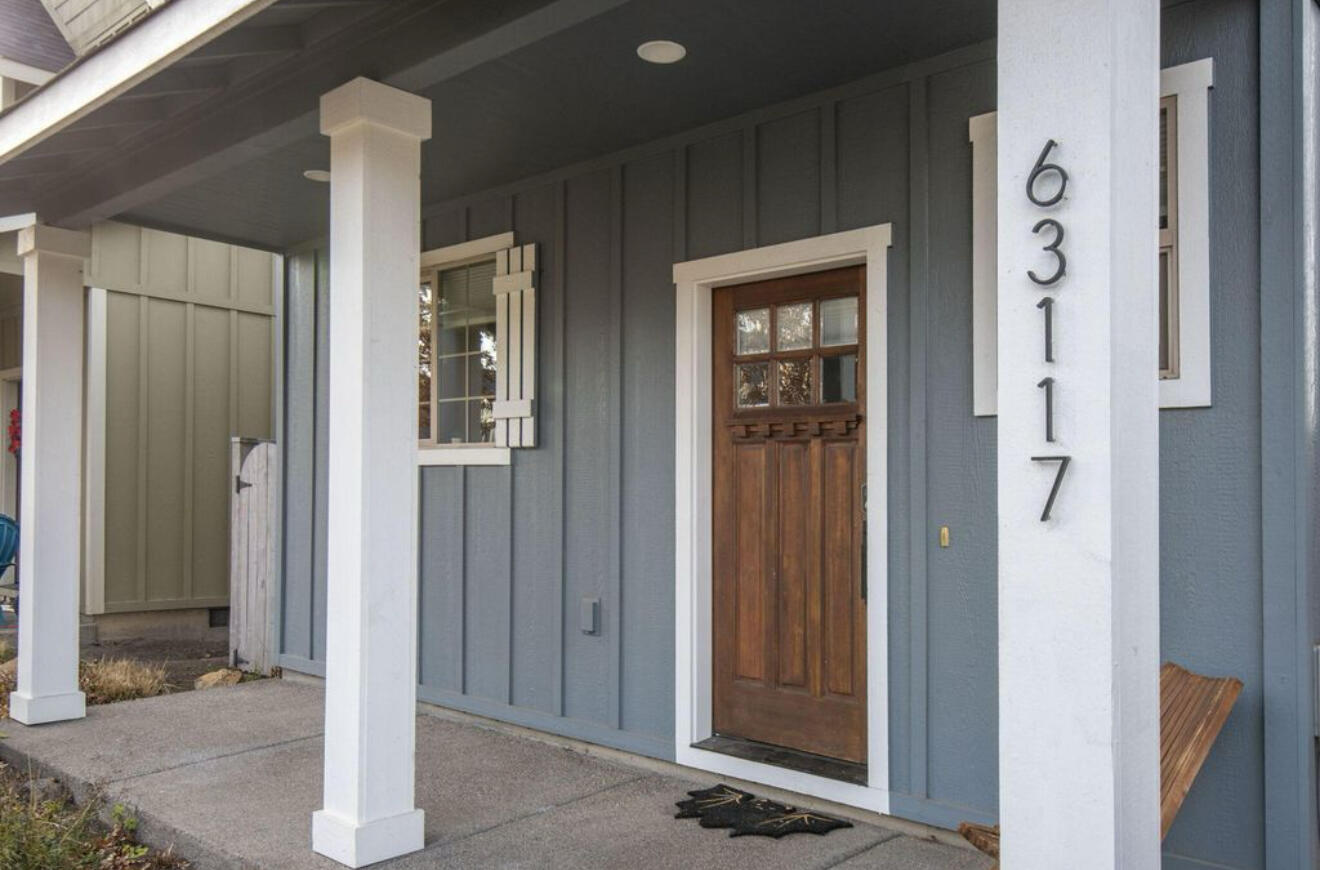 63117 De Haviland Court