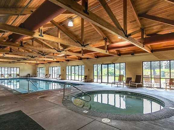 Ridge At Eagle Crest - Residential