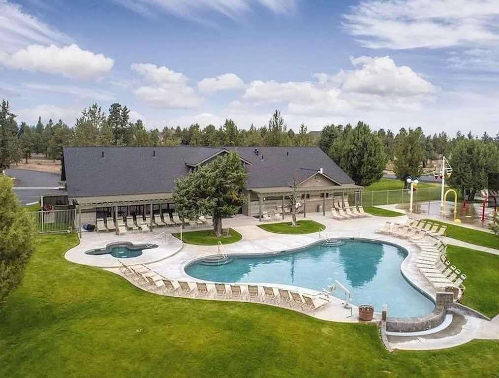 Ridge At Eagle Crest - Residential