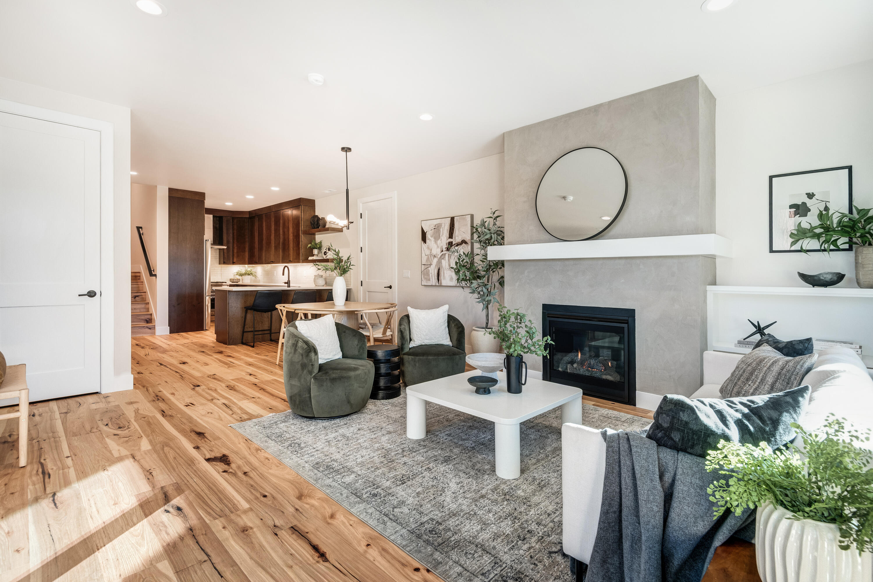 334 SW Roosevelt Avenue Unit 4