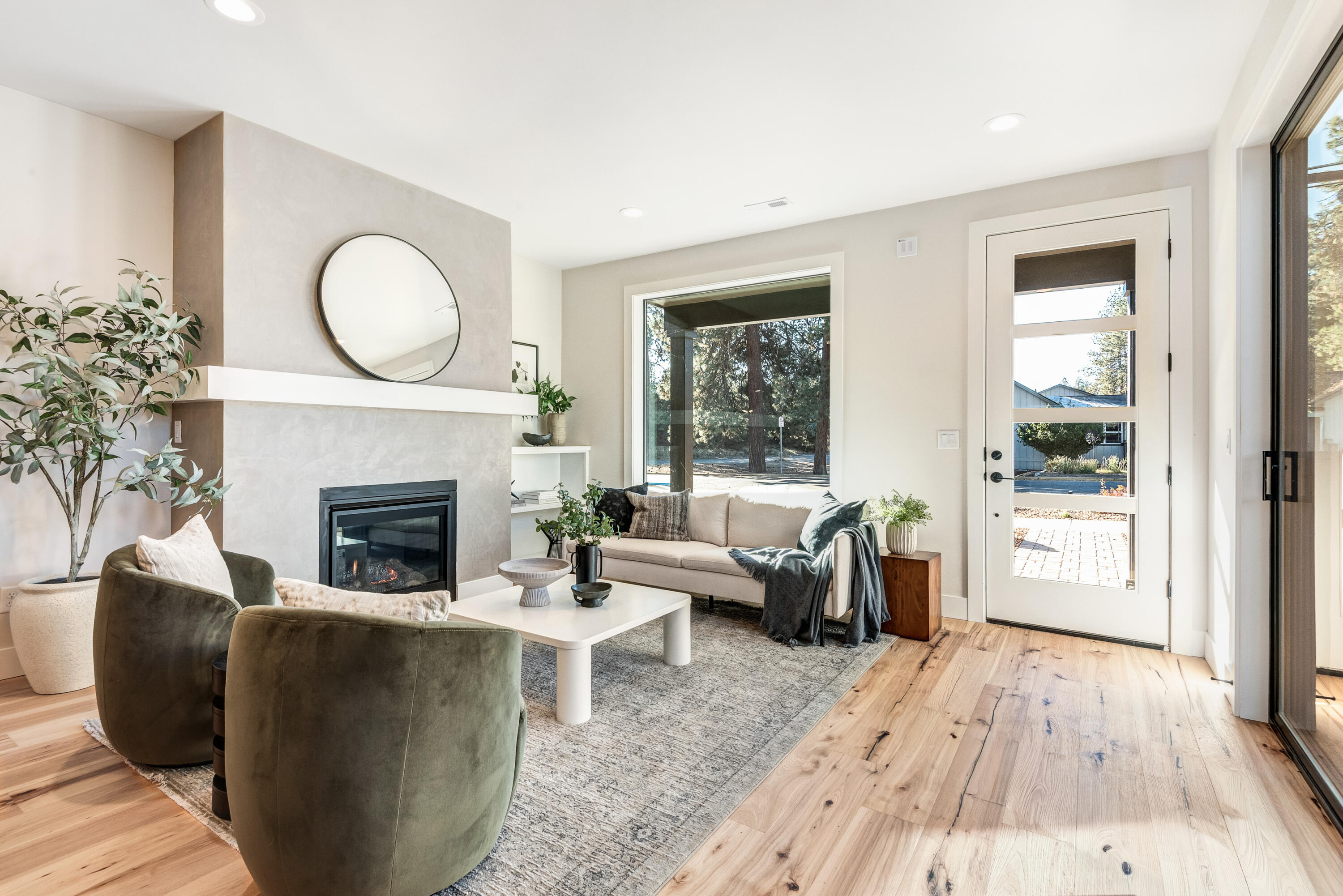 334 SW Roosevelt Avenue Unit 4