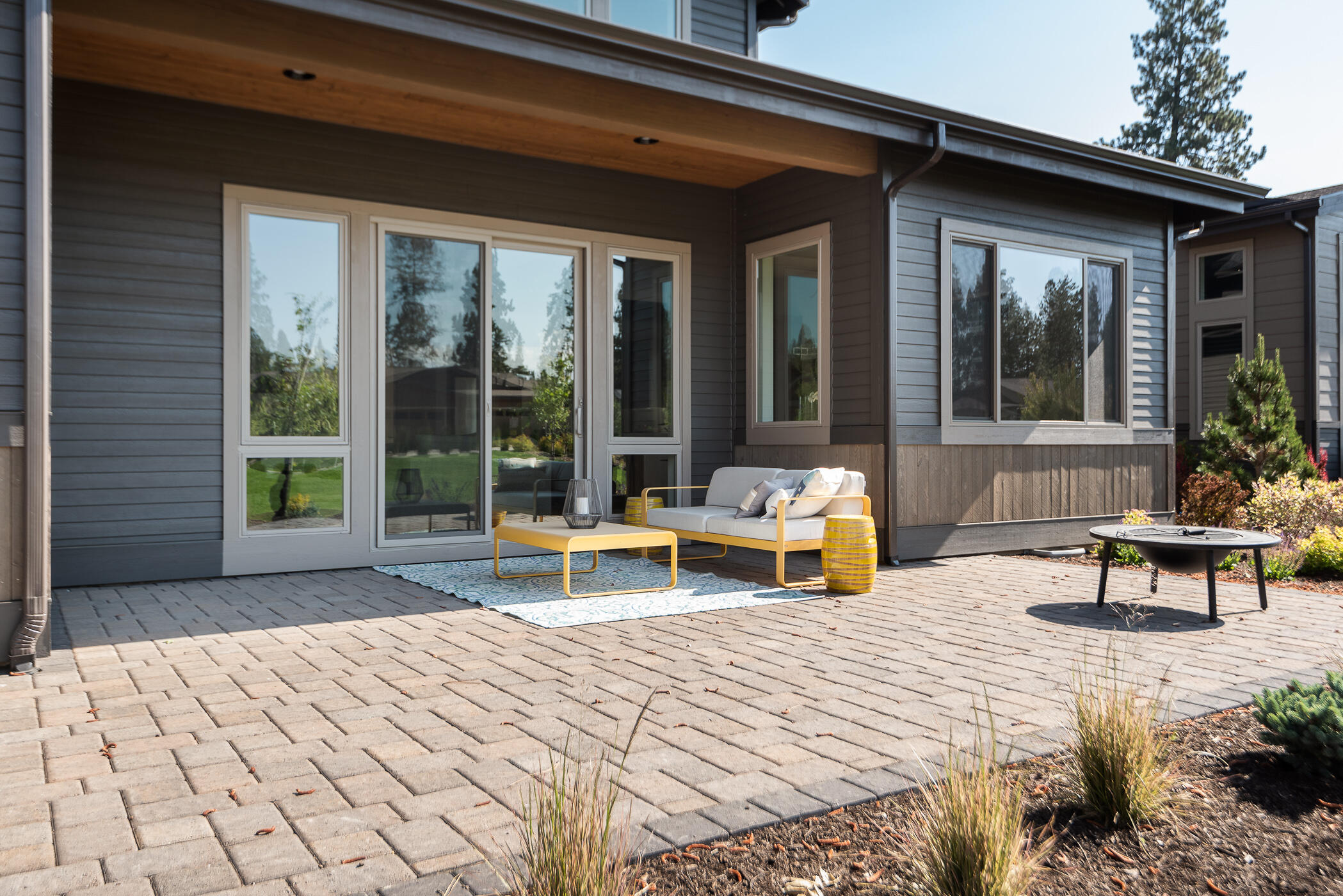 1925 Townhomes - Residential