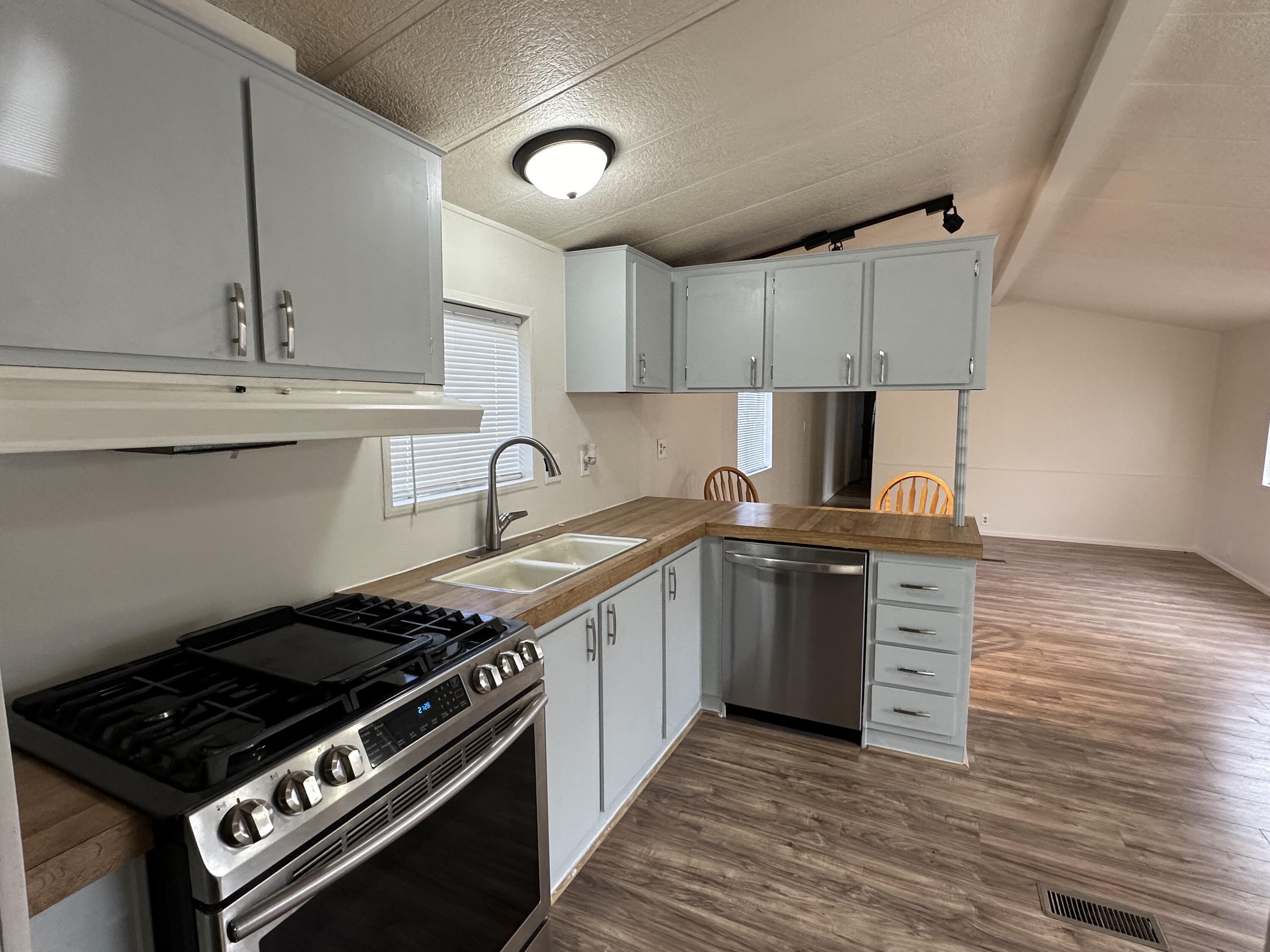 Myra Lynne Mobile Home Community - Residential