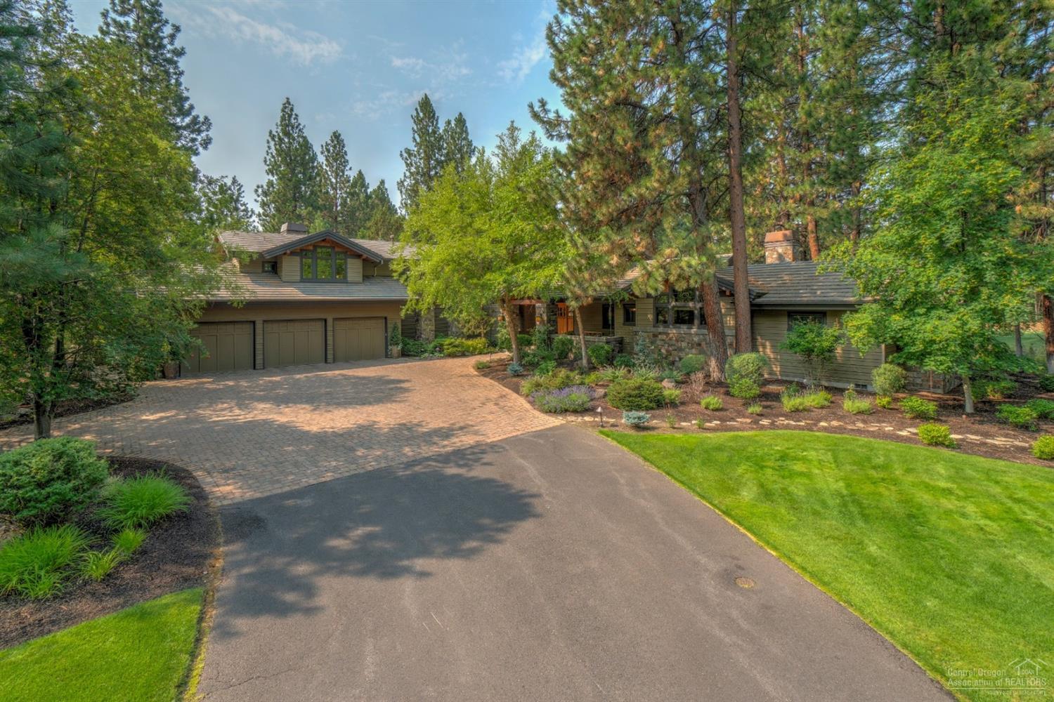 Broken Top - Residential