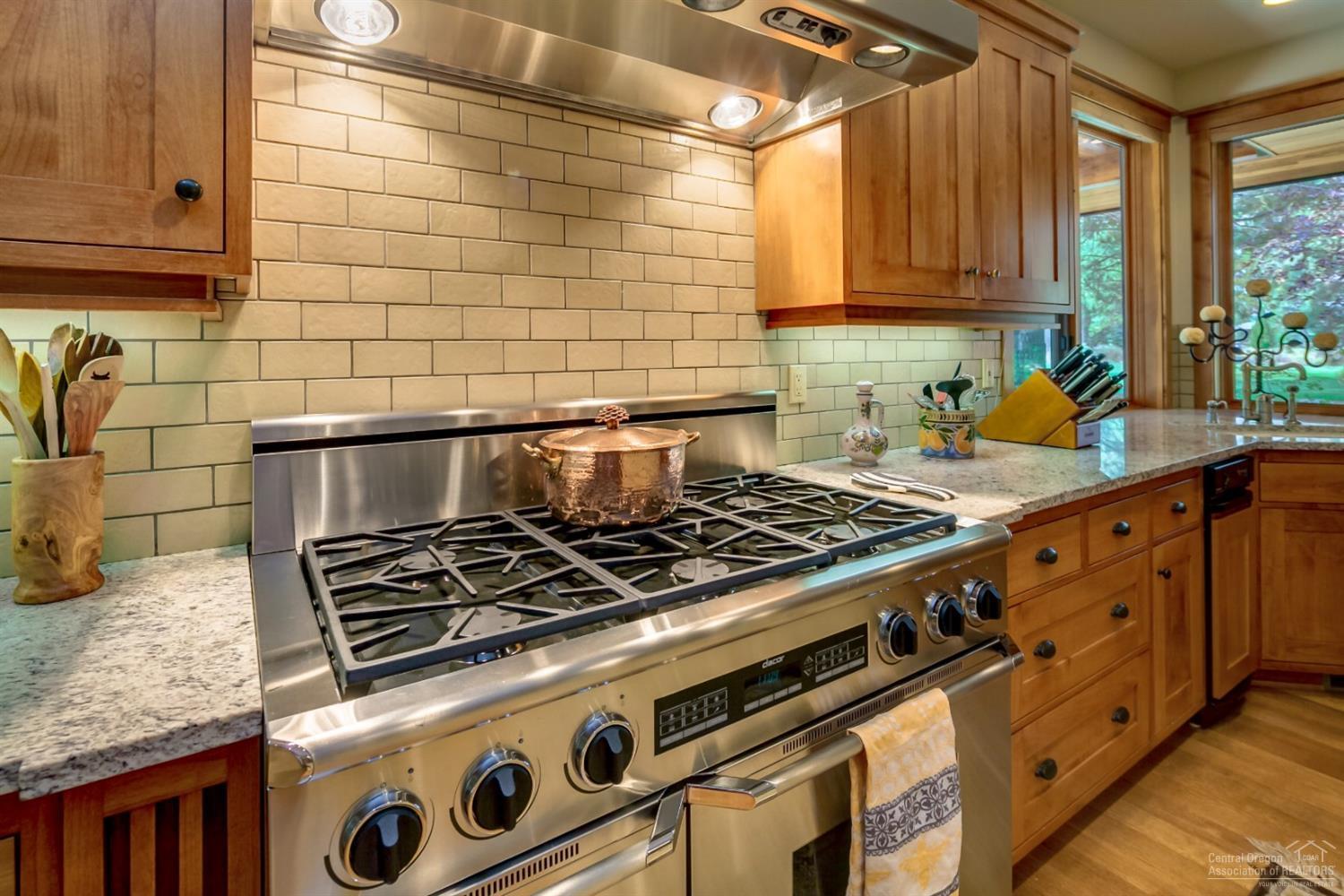 Broken Top - Residential