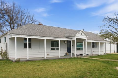 Tiny photo for 1244 NE Powell Lane, Prineville, OR 97754 (MLS # 220217822)