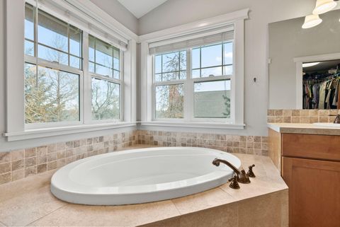 Tiny photo for 20668 Blanca Drive, Bend, OR 97701 (MLS # 220212554)