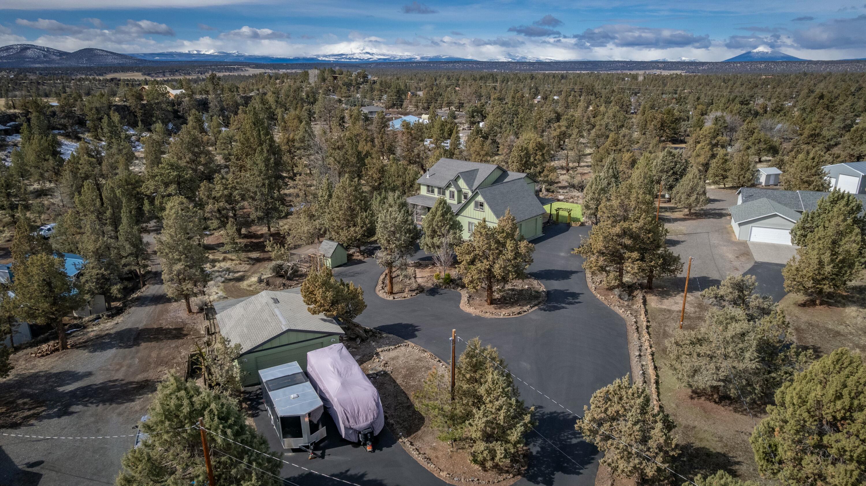 Tetherow Crossing - Residential