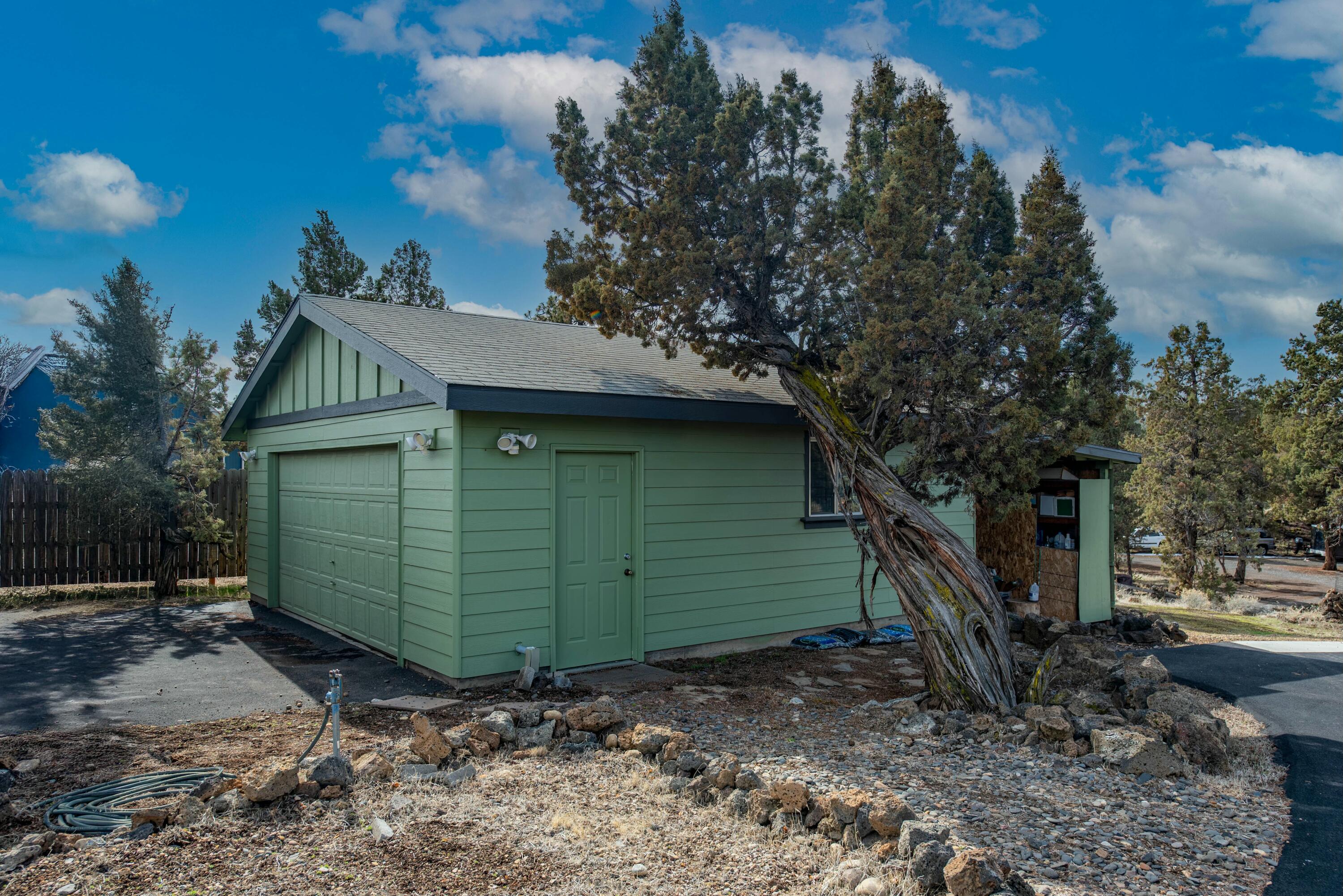 Tetherow Crossing - Residential