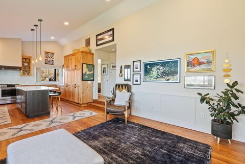 65280 94th Street Bend OR 97703