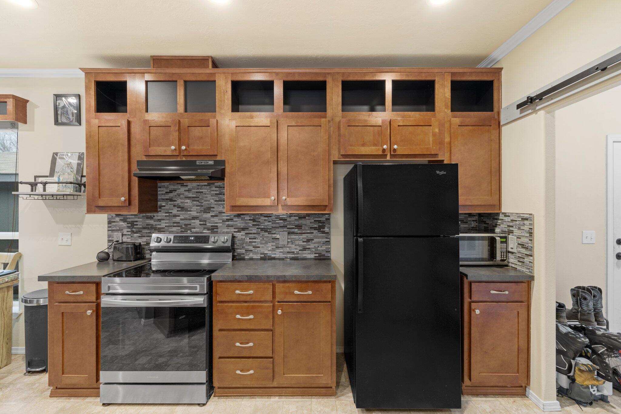 Agate Meadows Estates - Residential