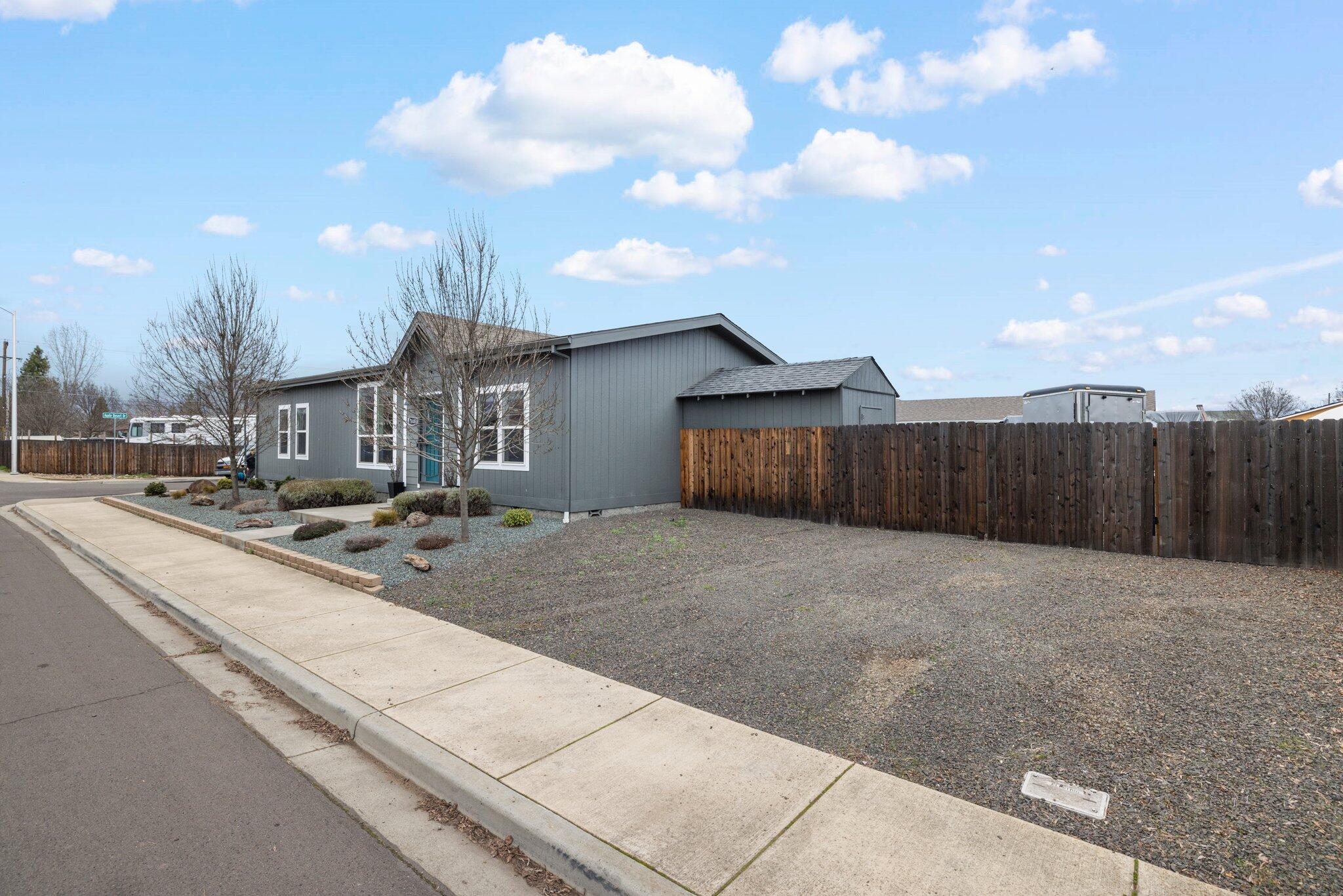 Agate Meadows Estates - Residential