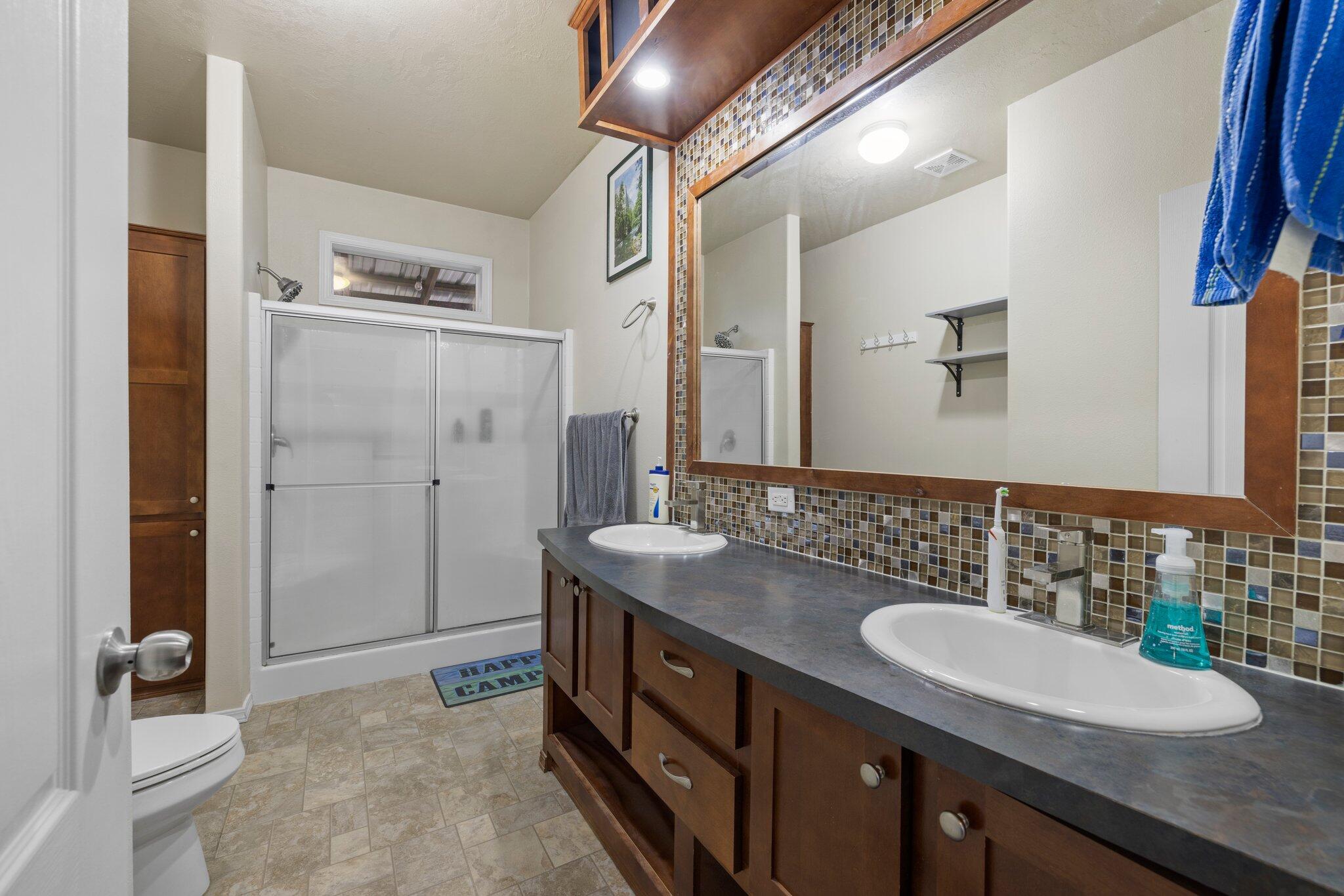 Agate Meadows Estates - Residential