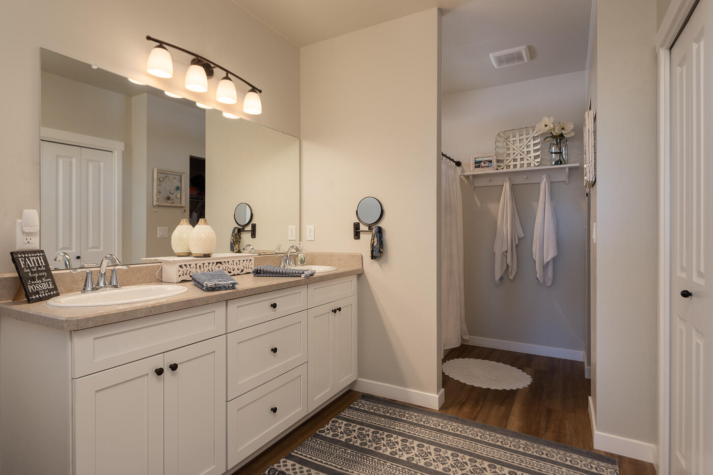 Huntington Meadows - Residential