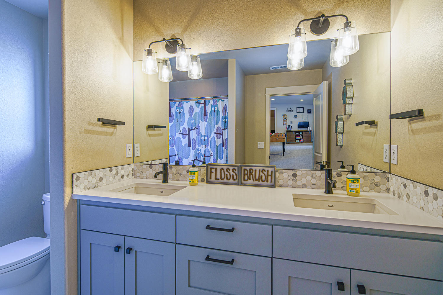 Terrango Glen - Residential