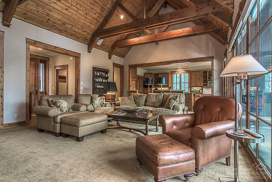 Beautifully-appointed, exceptionally maintained single-level Osprey Pointe freestanding condominium in Crosswater. Mt. Bachelor views and a covered patio with an electric awning provide a private sanctuary out back. Gourmet kitchen with granite counter tops and premium appliances. Great Room lay-out perfect for entertaining. 3 suites and a den/office. Built-ins in the office, multiple rooms, and even in the garage provide - plenty of storage for a full-time residence or the perfect home away from home.