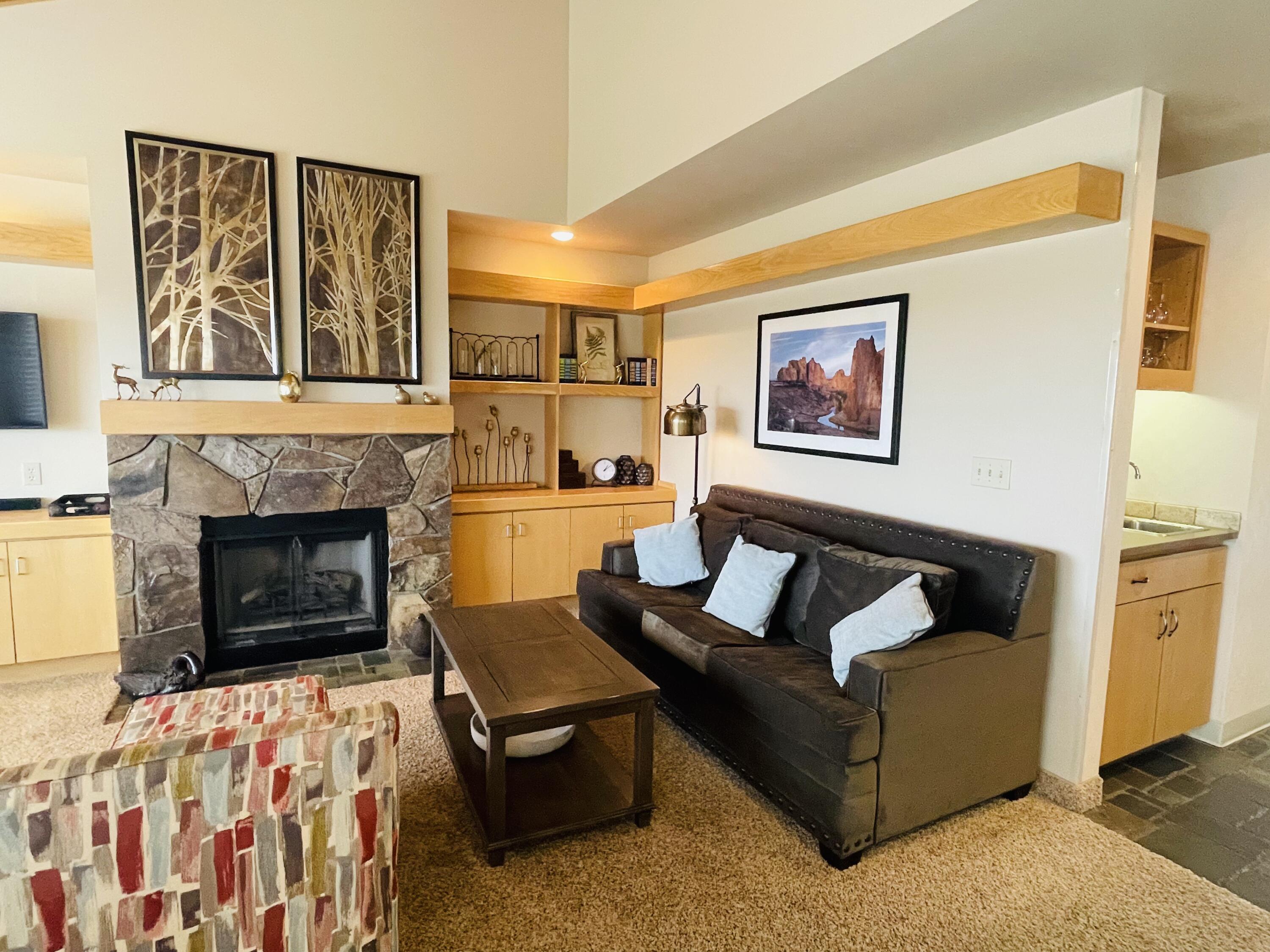 Eagle Crest - Residential