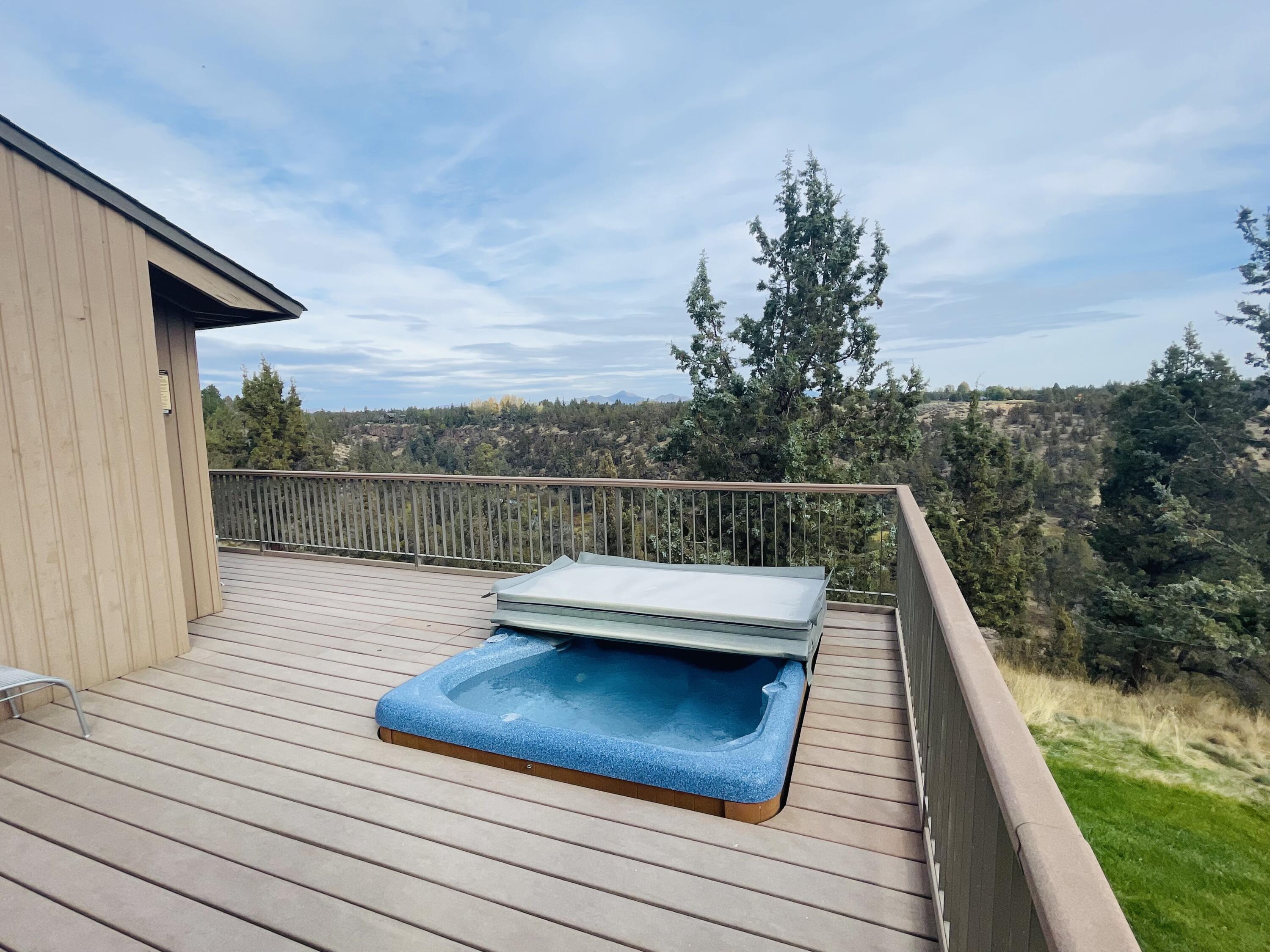 Eagle Crest - Residential