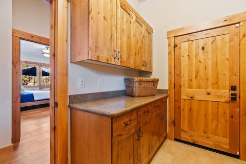 Tiny photo for 16892 Royal Coachman Drive, Sisters, OR 97759 (MLS # 220215616)