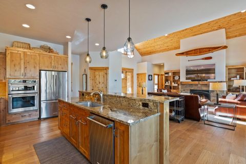 Tiny photo for 16892 Royal Coachman Drive, Sisters, OR 97759 (MLS # 220215616)