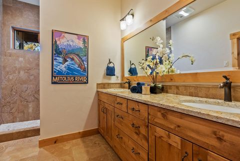 Tiny photo for 16892 Royal Coachman Drive, Sisters, OR 97759 (MLS # 220215616)