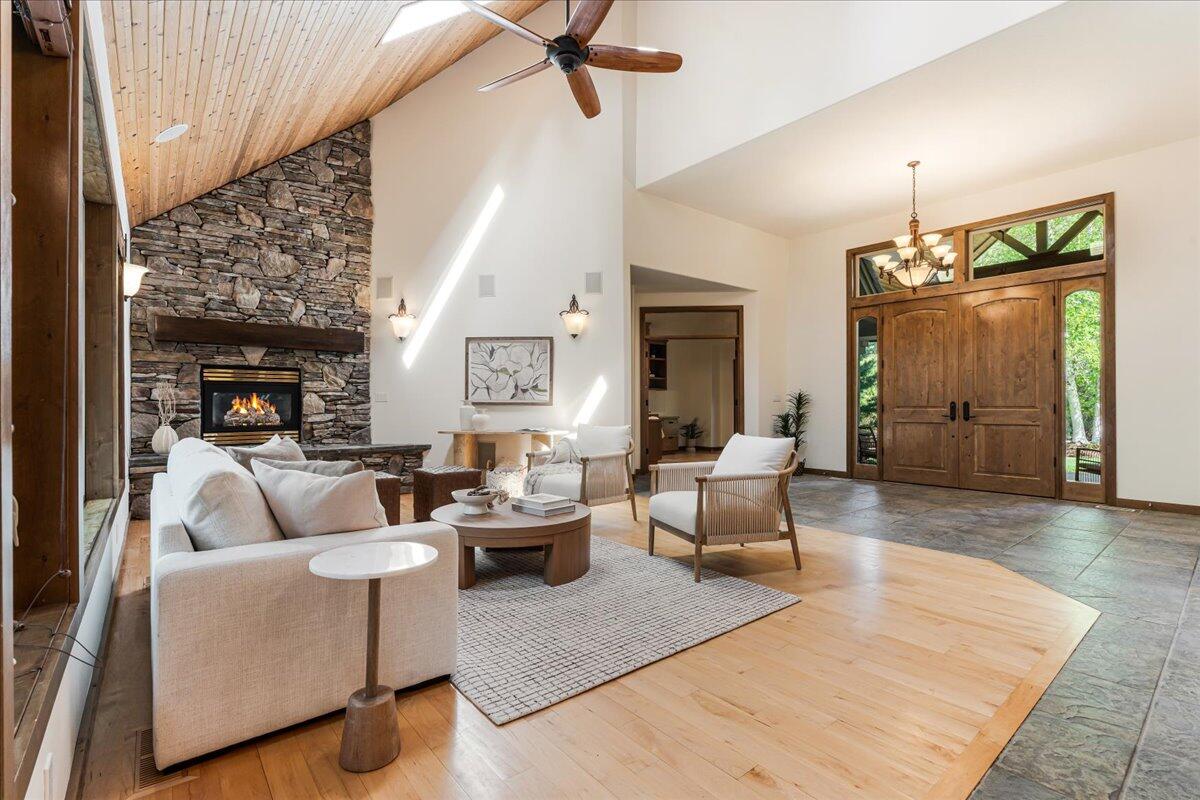 19435 Tam Lake Court