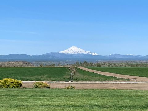 Tiny photo for 2490 NW Deschutes Drive, Madras, OR 97741 (MLS # 220212484)