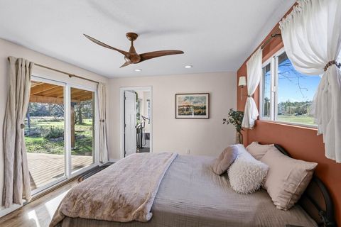 Tiny photo for 110 Stonebrook Way, Merlin, OR 97532 (MLS # 220212961)