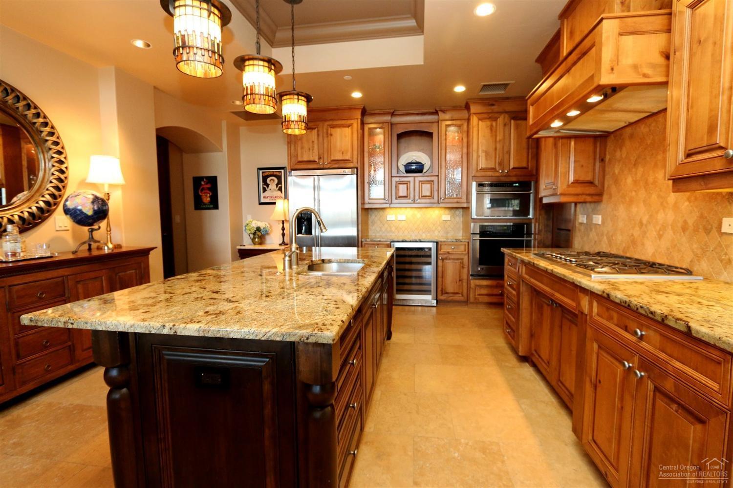 Plaza Condominiums - Residential