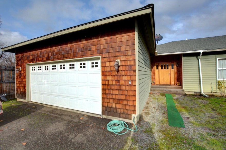 Tucked away on a quiet, dead end street, you will find this 2048 square foot home built in 2007 on a large .20 acre lot.  This 3 bed 2 bath home has tall ceilings, maple hardwood floors and cabinets to match, gas fireplace, wired for sound, tons of storage in the kitchen and solid surface countertops with undermount sink.  Oversized finished 2 car garage, oversized primary suite with walk-in closet and bathroom with double sinks and a large corner jetted tub in addition to the shower.  Nice home, great price, don't wait!  Call your agent now to set up a personal showing.