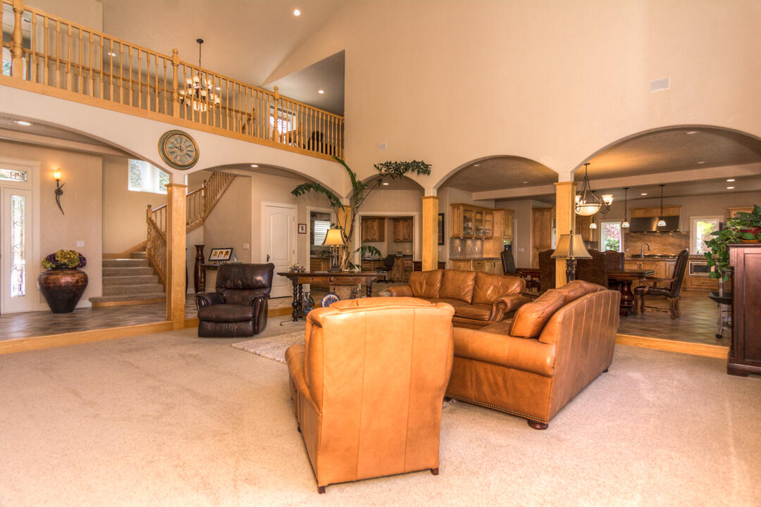 Awbrey Butte - Residential