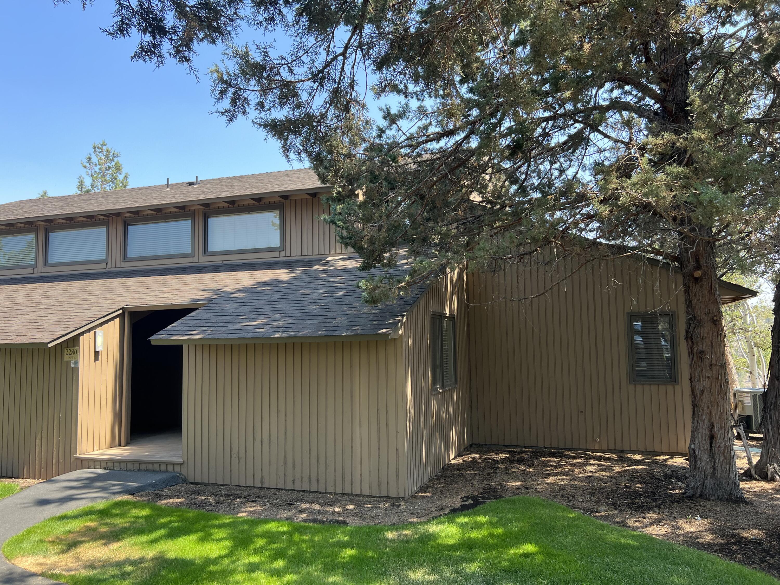 Eagle Crest - Residential