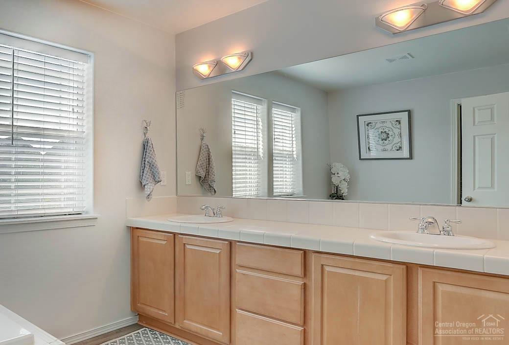 Arrowhead - Residential