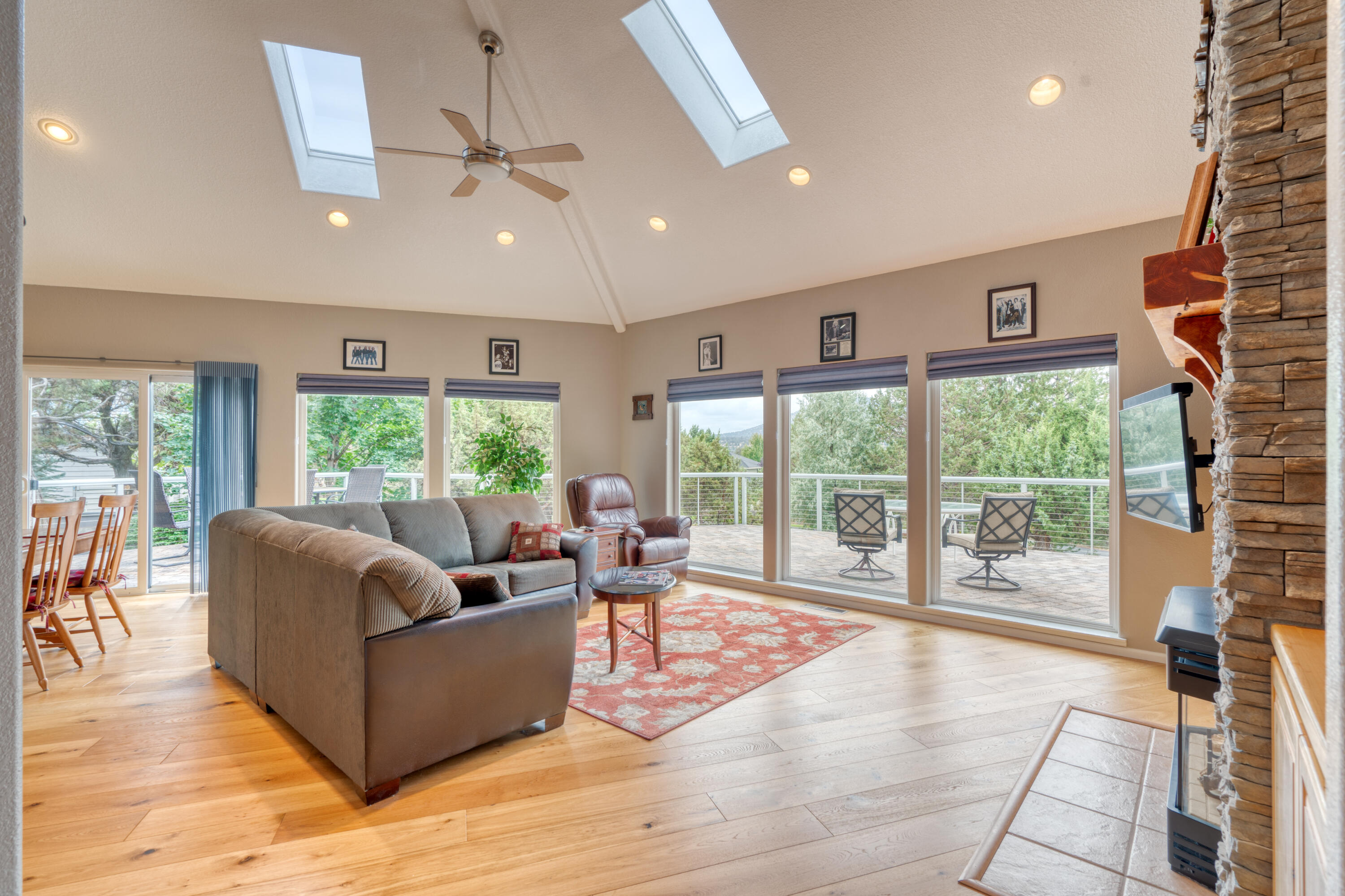 Eagle Crest - Residential