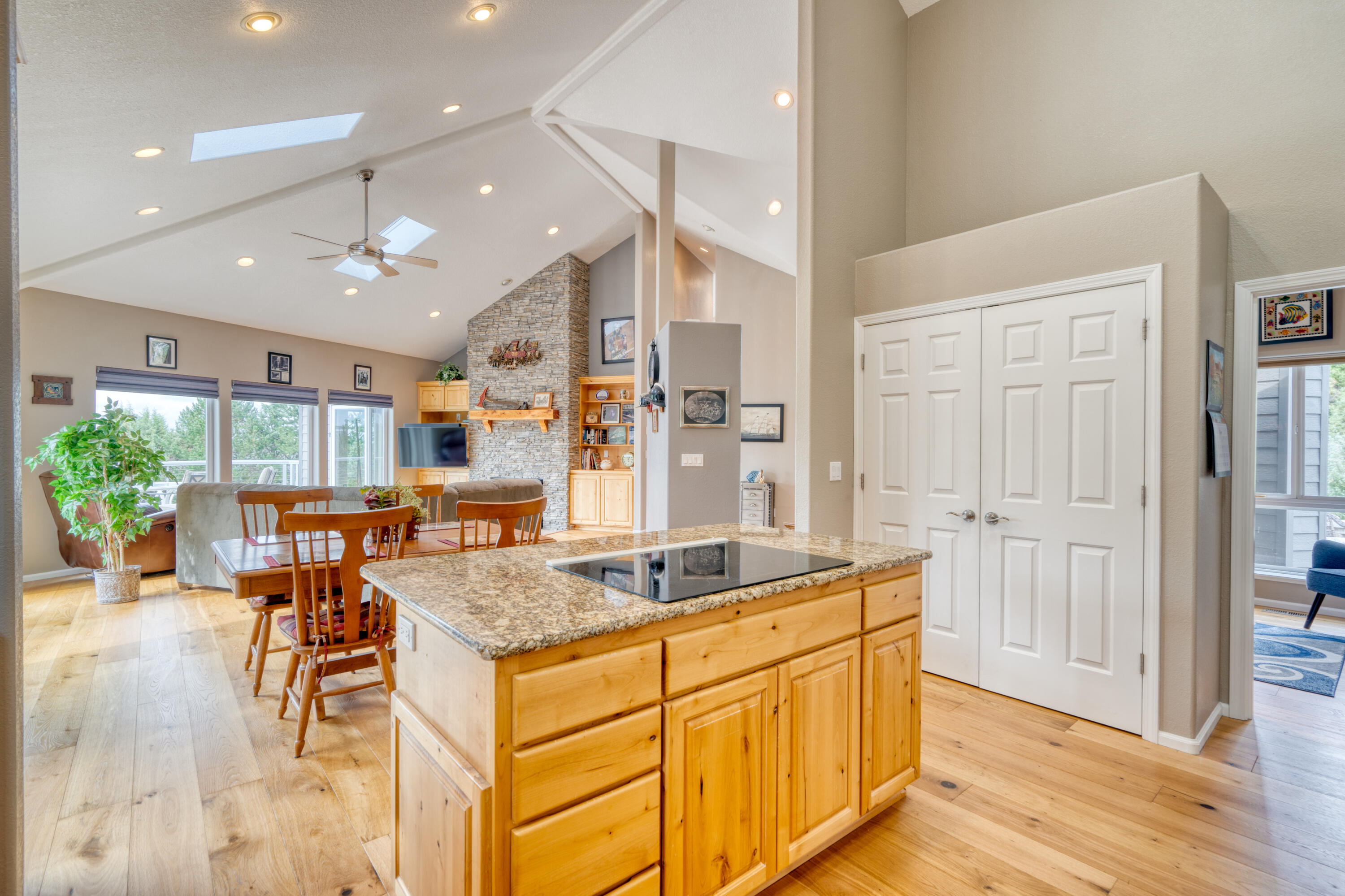 Eagle Crest - Residential