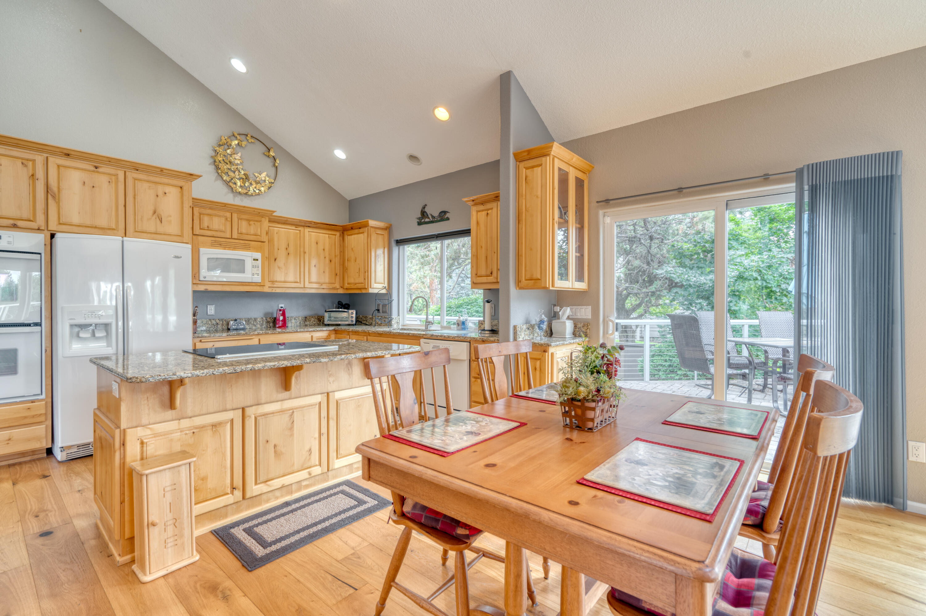 Eagle Crest - Residential