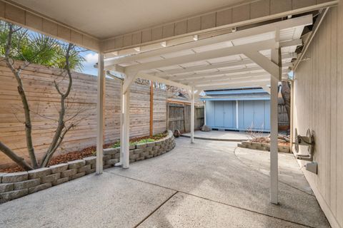 Tiny photo for 1818 Sarah Way, Medford, OR 97501 (MLS # 220217156)