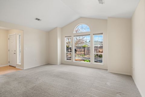 Tiny photo for 1818 Sarah Way, Medford, OR 97501 (MLS # 220217156)