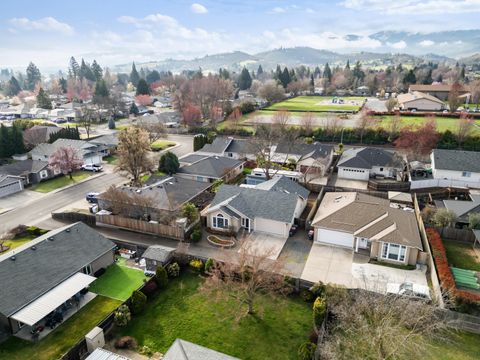 Tiny photo for 1818 Sarah Way, Medford, OR 97501 (MLS # 220217156)