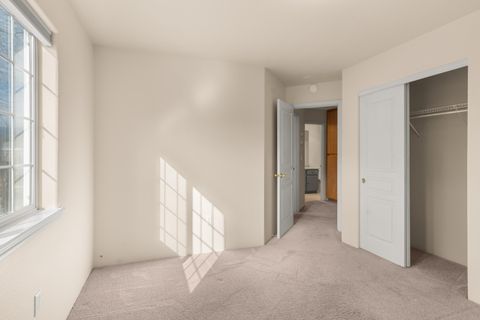 Tiny photo for 1818 Sarah Way, Medford, OR 97501 (MLS # 220217156)