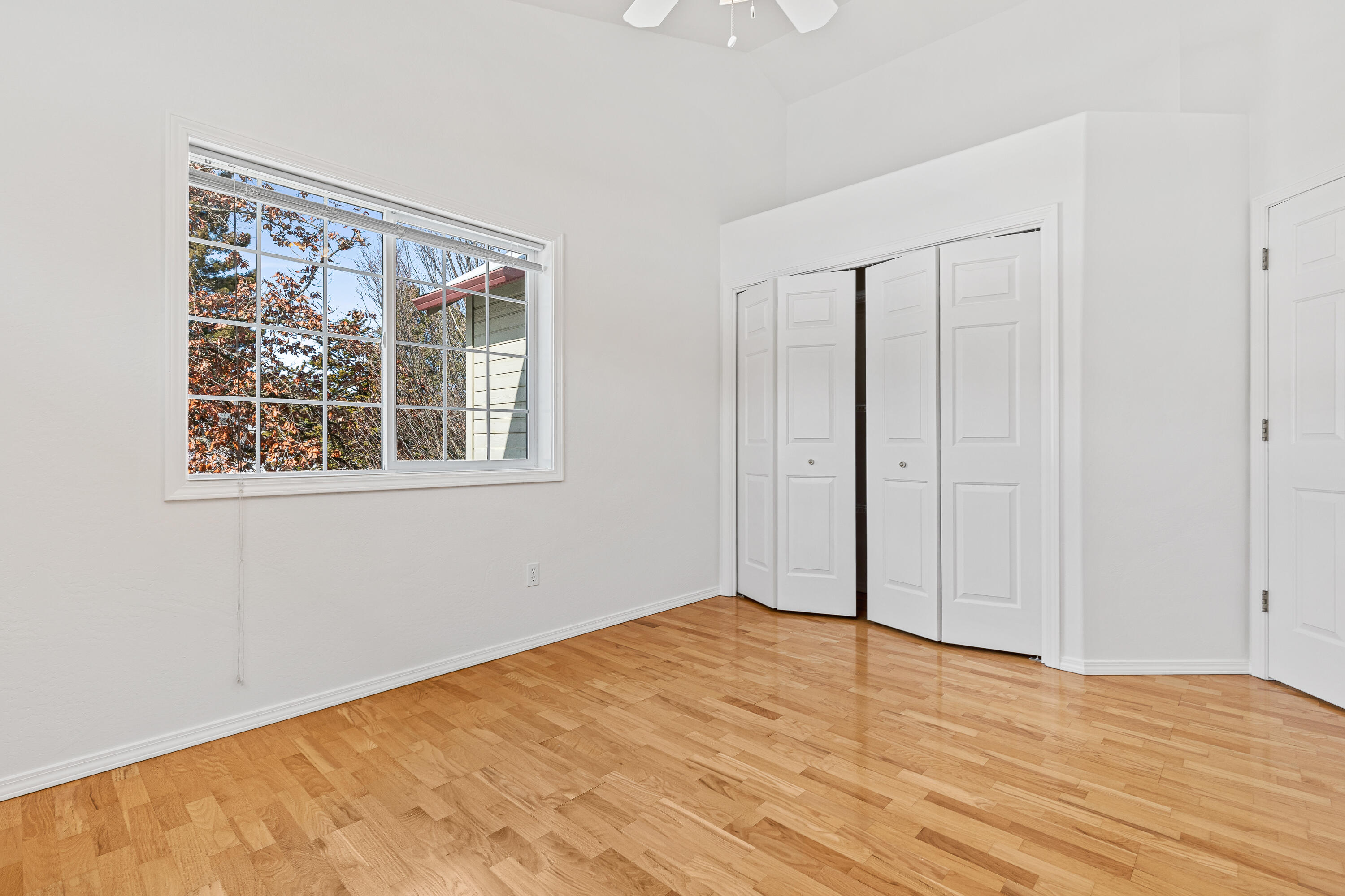 Court On Mary Jane, The - Residential