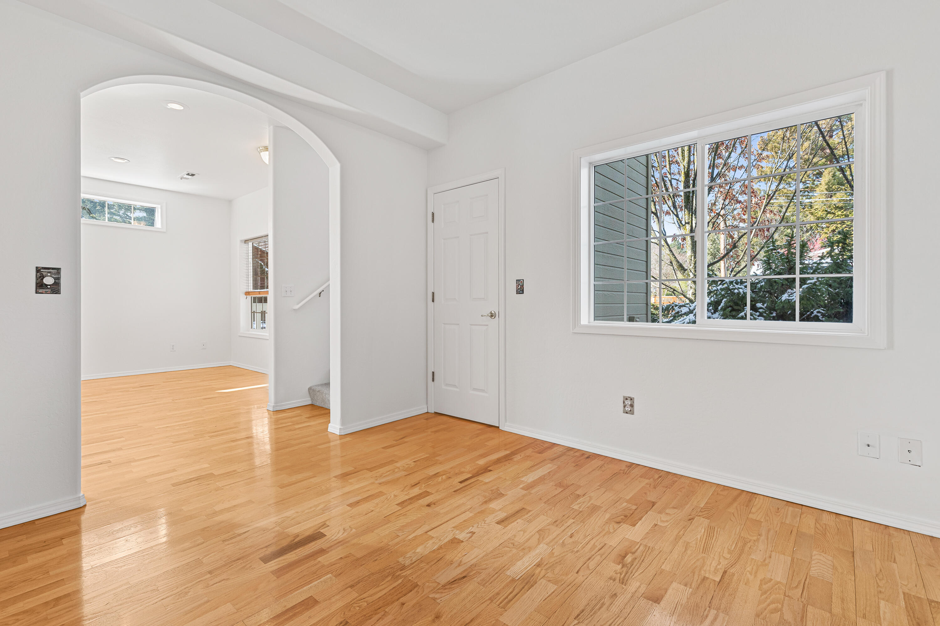 Court On Mary Jane, The - Residential