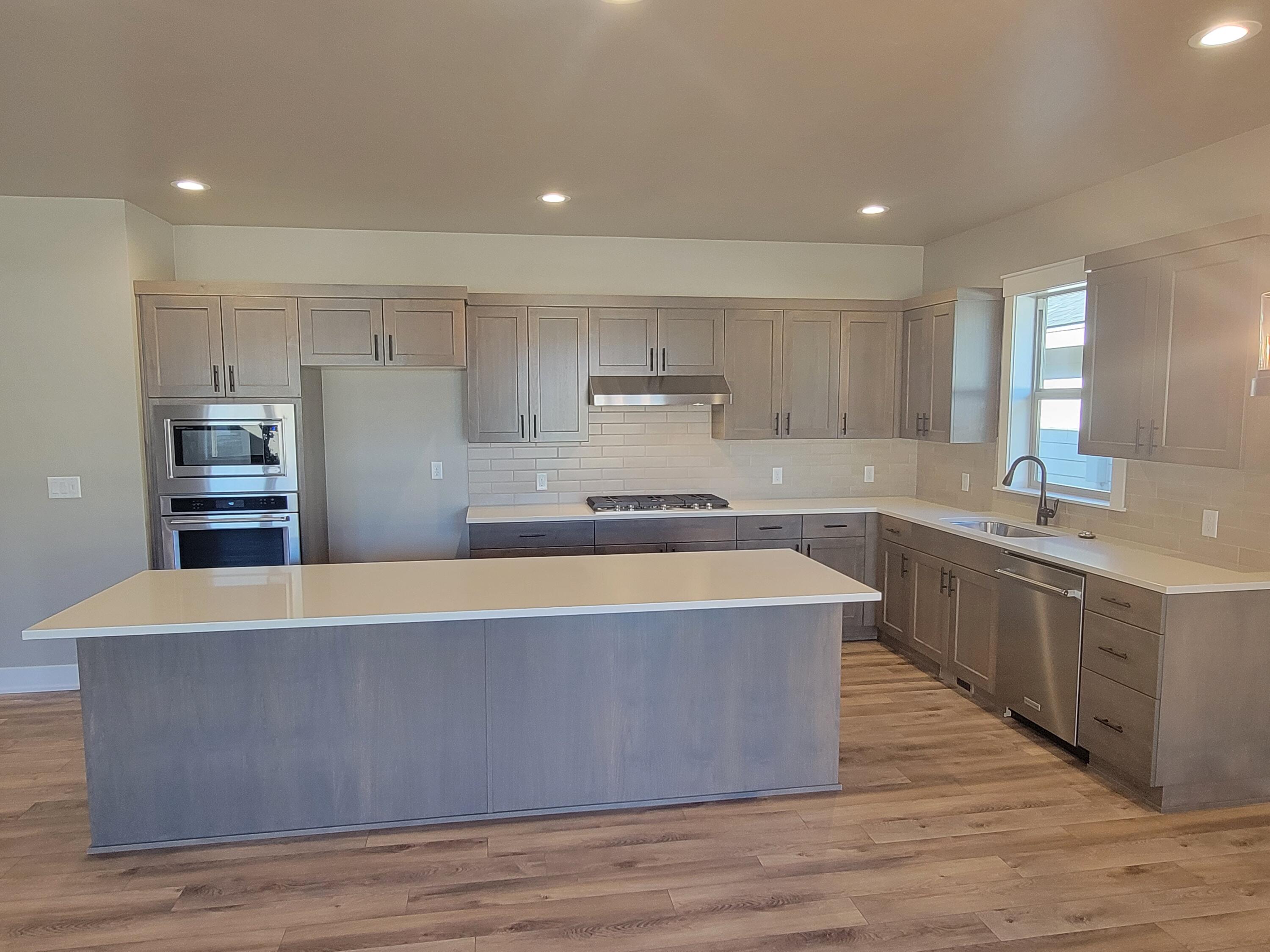 Dry Canyon - Residential