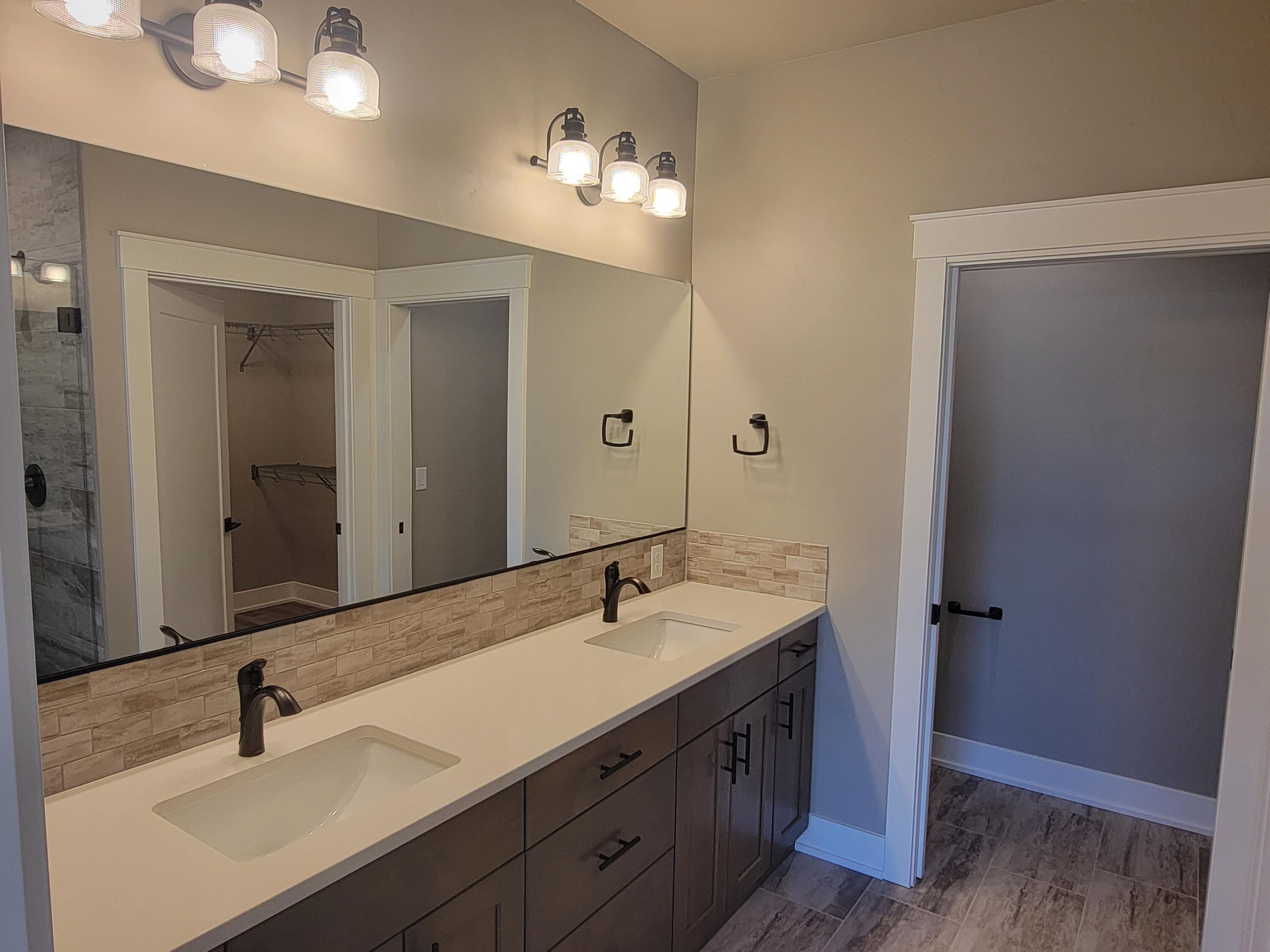 Dry Canyon - Residential