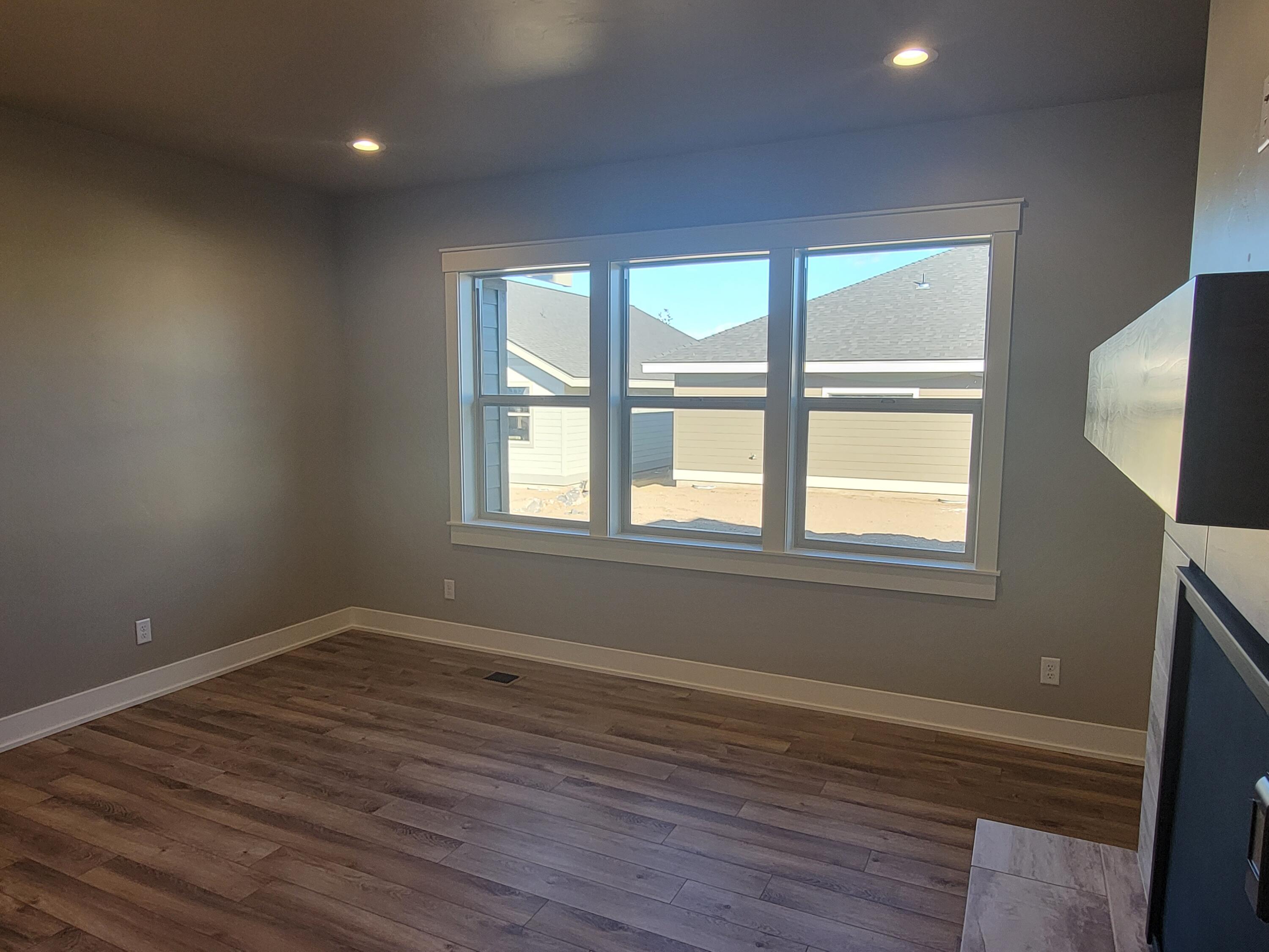 Dry Canyon - Residential